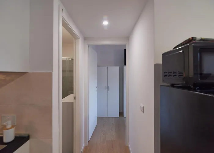 Bilocale Moderno In Zona Tranquilla, Parcheggio Gratuito Con Caffe E Altri Servizi Inclusi Non E , Ma Un Con Cucina アパート ペルージャ